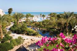 El Gouna - Red Sea. Movenpick Hotel, garden.